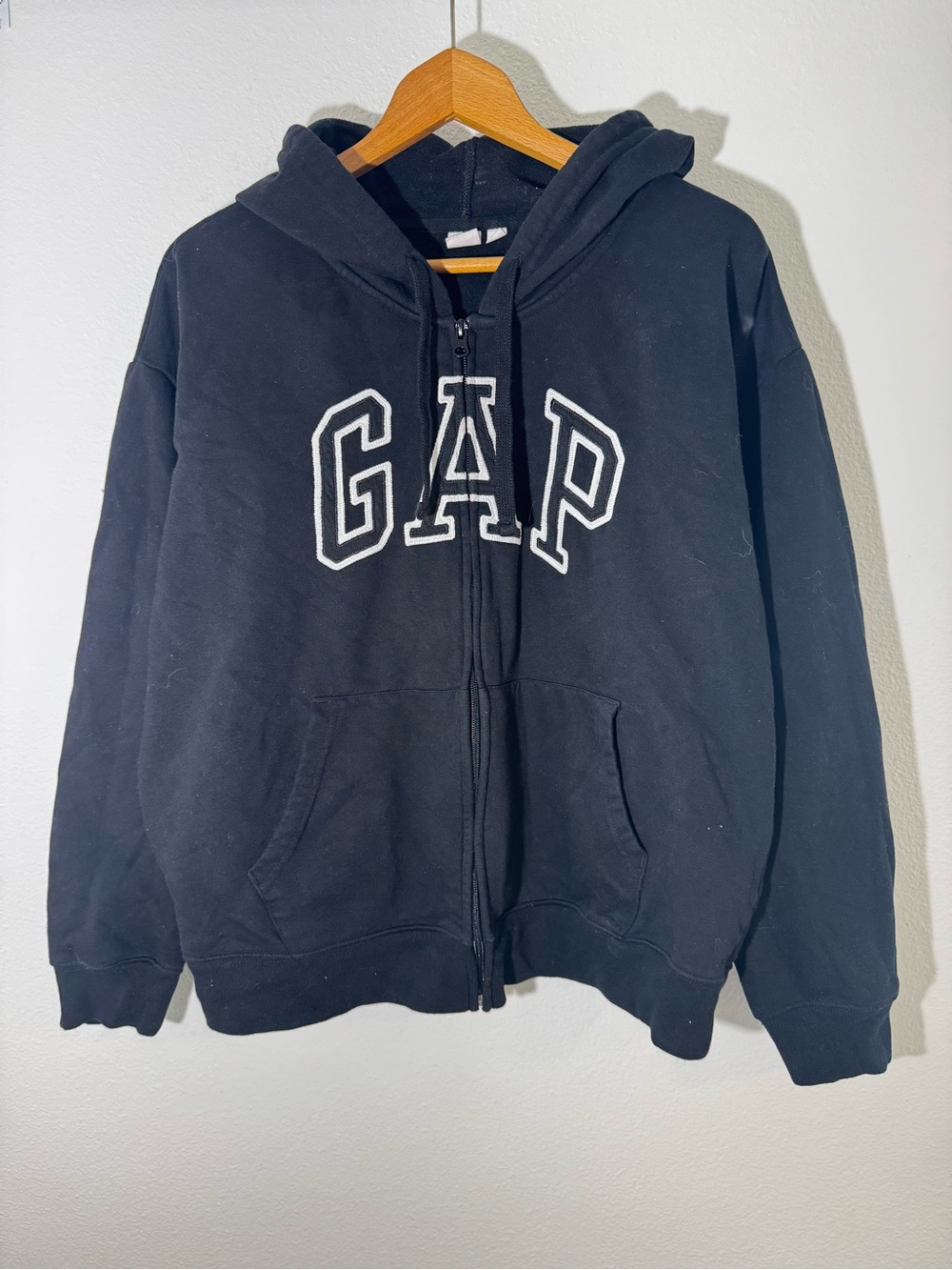 GAP Men’s Black Zip-Up Hoodie Jacket